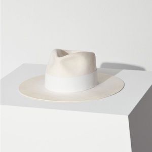 Janessa Leoné Layne Hat - Off White